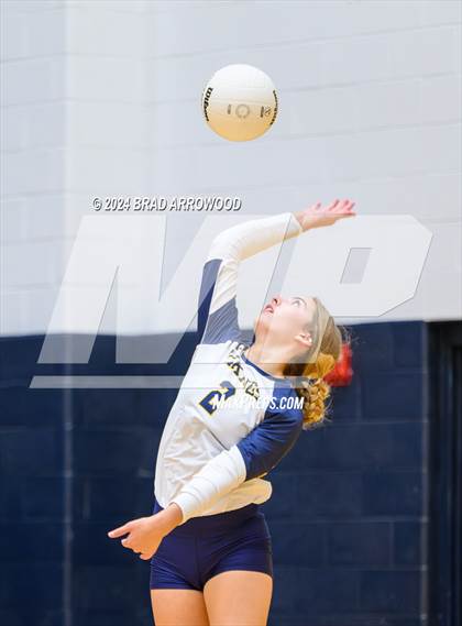 Thumbnail 1 in Alexander Central @ South Iredell photogallery.