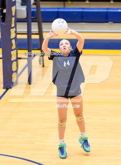 Thumbnail 1 in Alexander Central @ South Iredell photogallery.