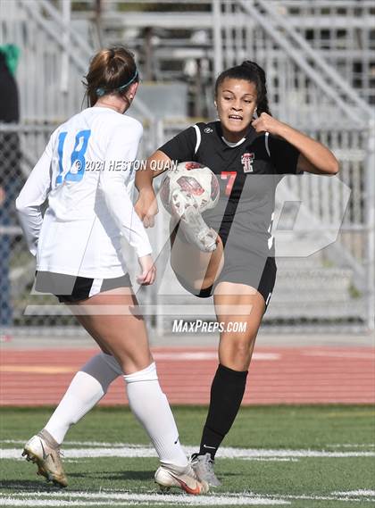 Thumbnail 2 in Villa Park @ Tustin photogallery.
