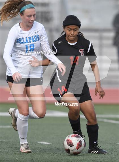 Thumbnail 3 in Villa Park @ Tustin photogallery.