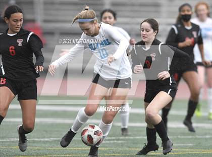 Thumbnail 2 in Villa Park @ Tustin photogallery.