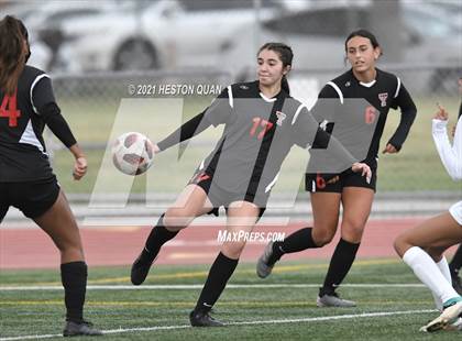 Thumbnail 3 in Villa Park @ Tustin photogallery.