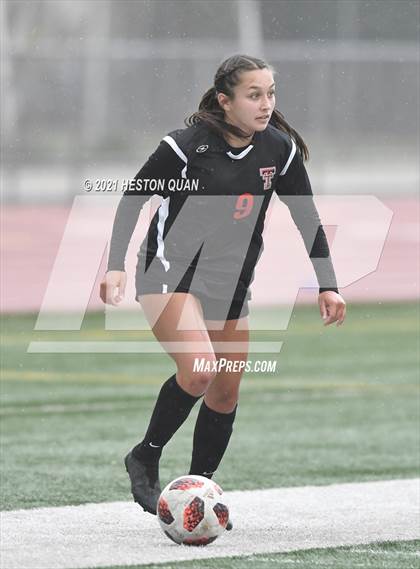 Thumbnail 3 in Villa Park @ Tustin photogallery.