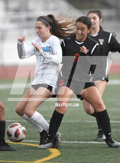 Thumbnail 3 in Villa Park @ Tustin photogallery.