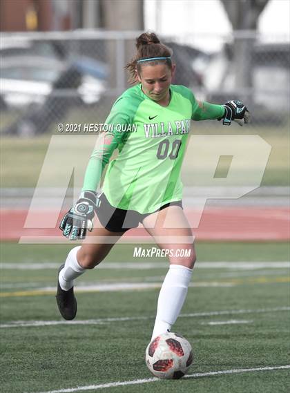 Thumbnail 3 in Villa Park @ Tustin photogallery.