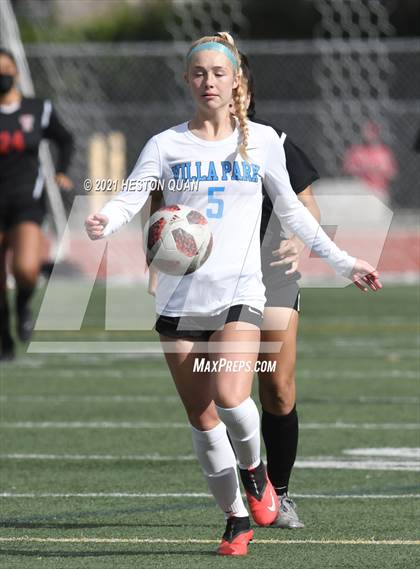 Thumbnail 1 in Villa Park @ Tustin photogallery.