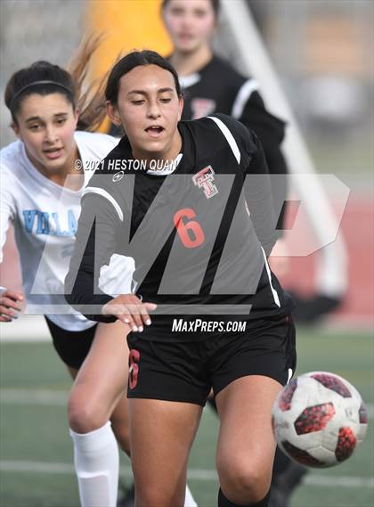 Thumbnail 2 in Villa Park @ Tustin photogallery.
