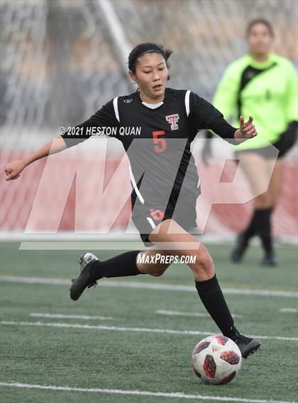 Thumbnail 1 in Villa Park @ Tustin photogallery.
