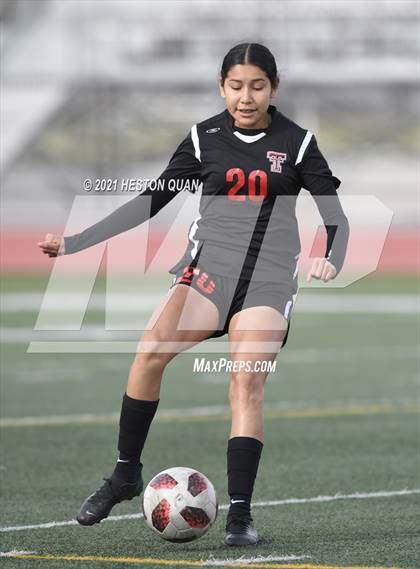Thumbnail 1 in Villa Park @ Tustin photogallery.