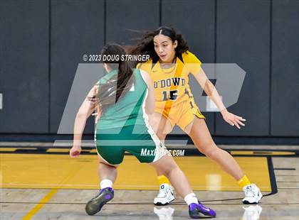 Thumbnail 3 in St. Patrick-St. Vincent @ Bishop O'Dowd (Bishop O'Dowd MLK Tournament) photogallery.