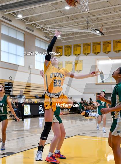 Thumbnail 1 in St. Patrick-St. Vincent @ Bishop O'Dowd (Bishop O'Dowd MLK Tournament) photogallery.