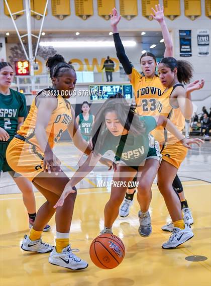 Thumbnail 3 in St. Patrick-St. Vincent @ Bishop O'Dowd (Bishop O'Dowd MLK Tournament) photogallery.