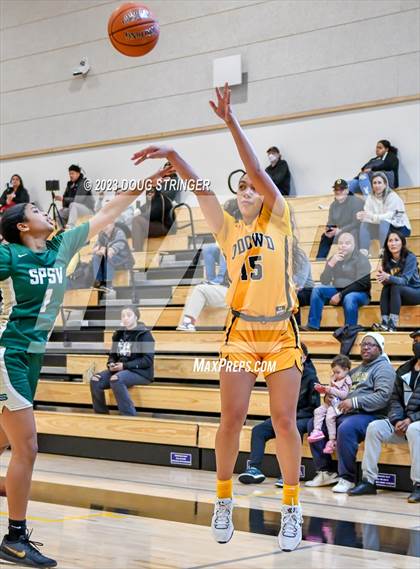Thumbnail 2 in St. Patrick-St. Vincent @ Bishop O'Dowd (Bishop O'Dowd MLK Tournament) photogallery.