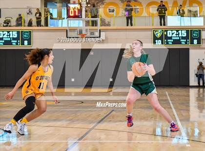 Thumbnail 2 in St. Patrick-St. Vincent @ Bishop O'Dowd (Bishop O'Dowd MLK Tournament) photogallery.