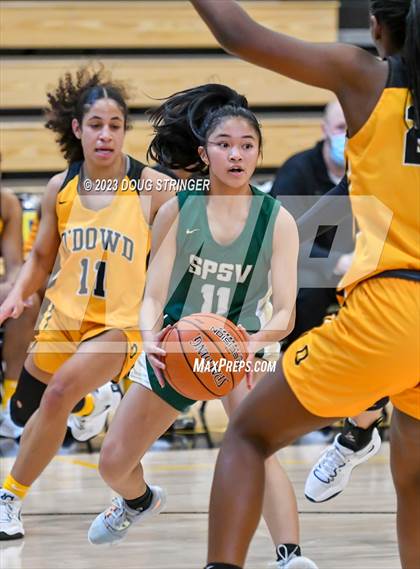 Thumbnail 2 in St. Patrick-St. Vincent @ Bishop O'Dowd (Bishop O'Dowd MLK Tournament) photogallery.