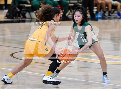 Thumbnail 2 in St. Patrick-St. Vincent @ Bishop O'Dowd (Bishop O'Dowd MLK Tournament) photogallery.