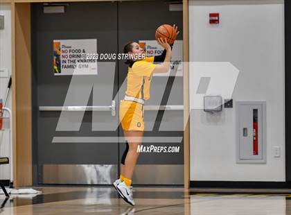 Thumbnail 2 in St. Patrick-St. Vincent @ Bishop O'Dowd (Bishop O'Dowd MLK Tournament) photogallery.