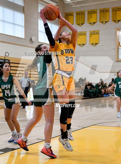 Thumbnail 2 in St. Patrick-St. Vincent @ Bishop O'Dowd (Bishop O'Dowd MLK Tournament) photogallery.