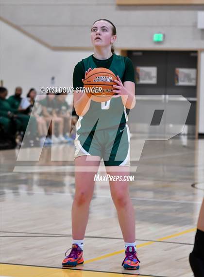 Thumbnail 1 in St. Patrick-St. Vincent @ Bishop O'Dowd (Bishop O'Dowd MLK Tournament) photogallery.