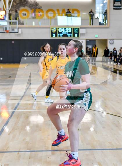 Thumbnail 2 in St. Patrick-St. Vincent @ Bishop O'Dowd (Bishop O'Dowd MLK Tournament) photogallery.