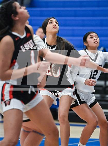 Thumbnail 1 in Denver West vs Alameda photogallery.