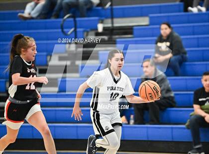 Thumbnail 2 in Denver West vs Alameda photogallery.