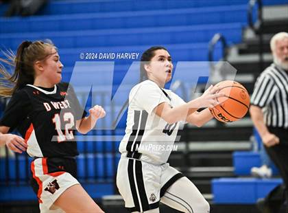 Thumbnail 2 in Denver West vs Alameda photogallery.