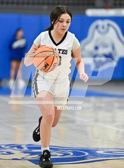 Thumbnail 3 in Denver West vs Alameda photogallery.