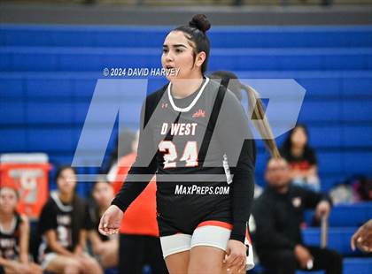 Thumbnail 2 in Denver West vs Alameda photogallery.