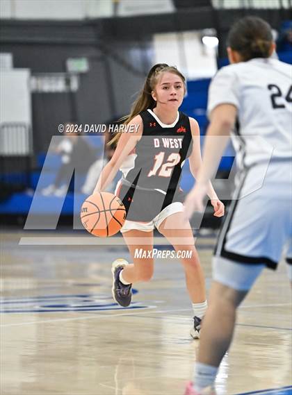 Thumbnail 2 in Denver West vs Alameda photogallery.
