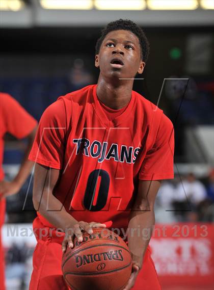 Thumbnail 2 in Serra vs. Lutheran (CIF DIV 4AA Final) photogallery.