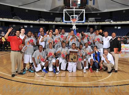 Thumbnail 1 in Serra vs. Lutheran (CIF DIV 4AA Final) photogallery.
