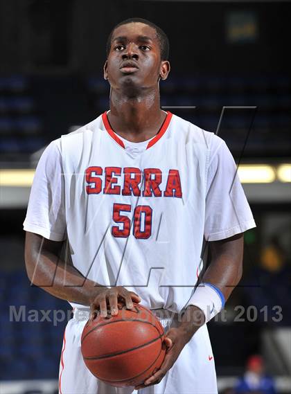 Thumbnail 2 in Serra vs. Lutheran (CIF DIV 4AA Final) photogallery.