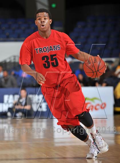 Thumbnail 1 in Serra vs. Lutheran (CIF DIV 4AA Final) photogallery.