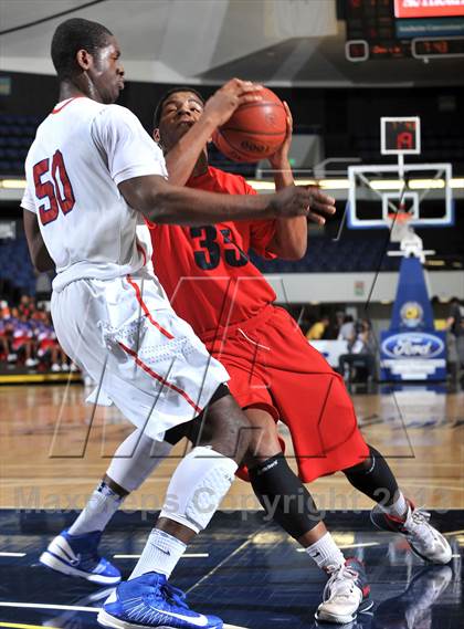 Thumbnail 3 in Serra vs. Lutheran (CIF DIV 4AA Final) photogallery.