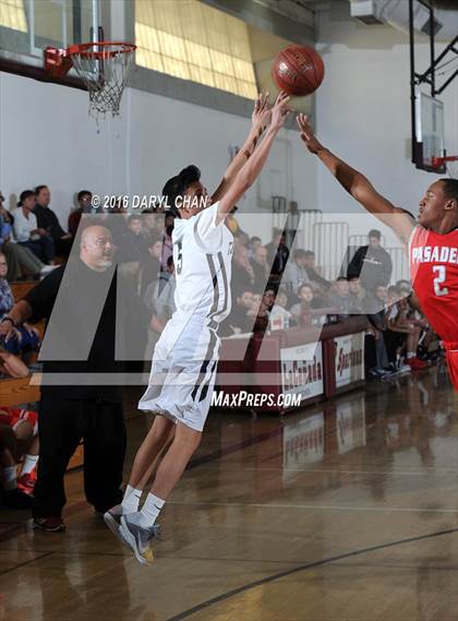 Thumbnail 3 in St. Francis vs. Pasadena (La Canada Tournament) photogallery.