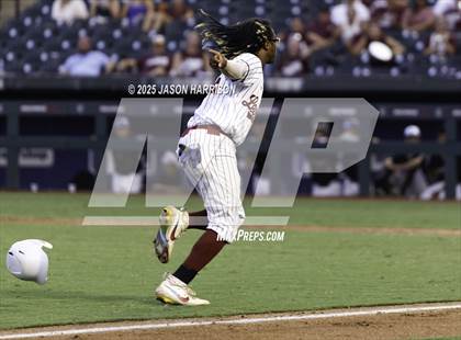 Thumbnail 2 in Texarkana Liberty-Eylau vs Corpus Christi London (UIL Baseball 3A D1 Final) photogallery.