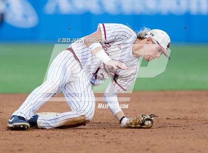 Thumbnail 2 in Texarkana Liberty-Eylau vs Corpus Christi London (UIL Baseball 3A D1 Final) photogallery.