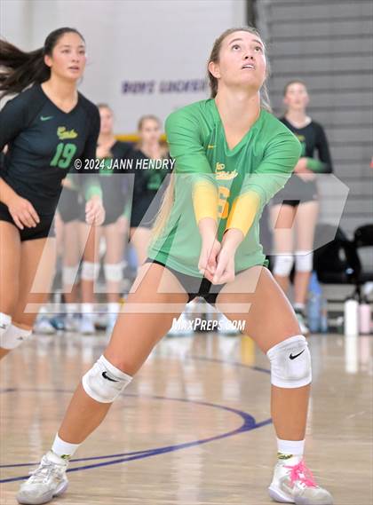Thumbnail 2 in Mira Costa vs. Xavier College Prep Durango Fall Classic) photogallery.