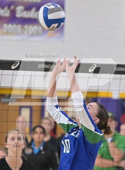 Thumbnail 3 in Mira Costa vs. Xavier College Prep Durango Fall Classic) photogallery.