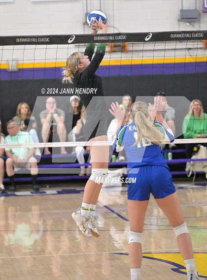 Thumbnail 3 in Mira Costa vs. Xavier College Prep Durango Fall Classic) photogallery.