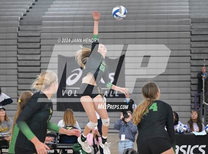 Thumbnail 1 in Mira Costa vs. Xavier College Prep Durango Fall Classic) photogallery.
