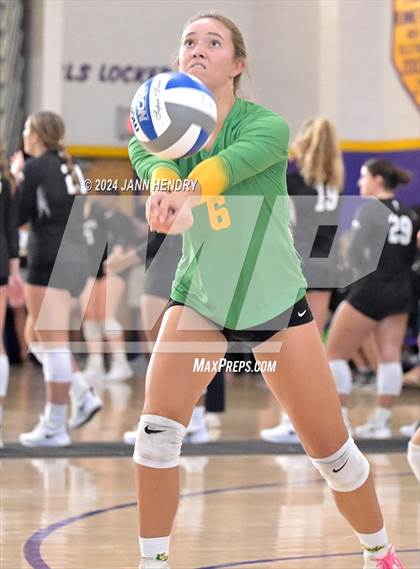 Thumbnail 2 in Mira Costa vs. Xavier College Prep Durango Fall Classic) photogallery.