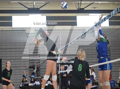 Thumbnail 3 in Mira Costa vs. Xavier College Prep Durango Fall Classic) photogallery.