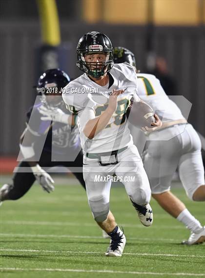 Thumbnail 2 in Navarro vs Rockport-Fulton (UIL 4A Regional Playoff) photogallery.
