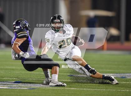 Thumbnail 2 in Navarro vs Rockport-Fulton (UIL 4A Regional Playoff) photogallery.