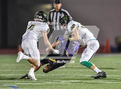 Thumbnail 2 in Navarro vs Rockport-Fulton (UIL 4A Regional Playoff) photogallery.