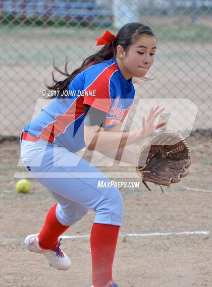Thumbnail 2 in Taos @ McCurdy photogallery.