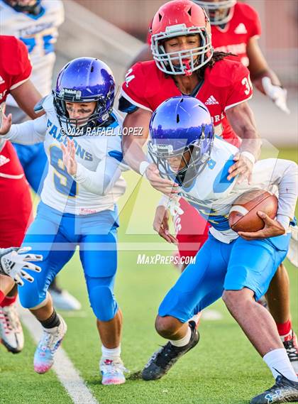 Thumbnail 2 in Channelview vs North Shore (A Team) photogallery.