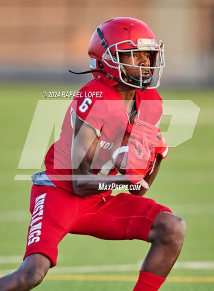 Thumbnail 3 in Channelview vs North Shore (A Team) photogallery.